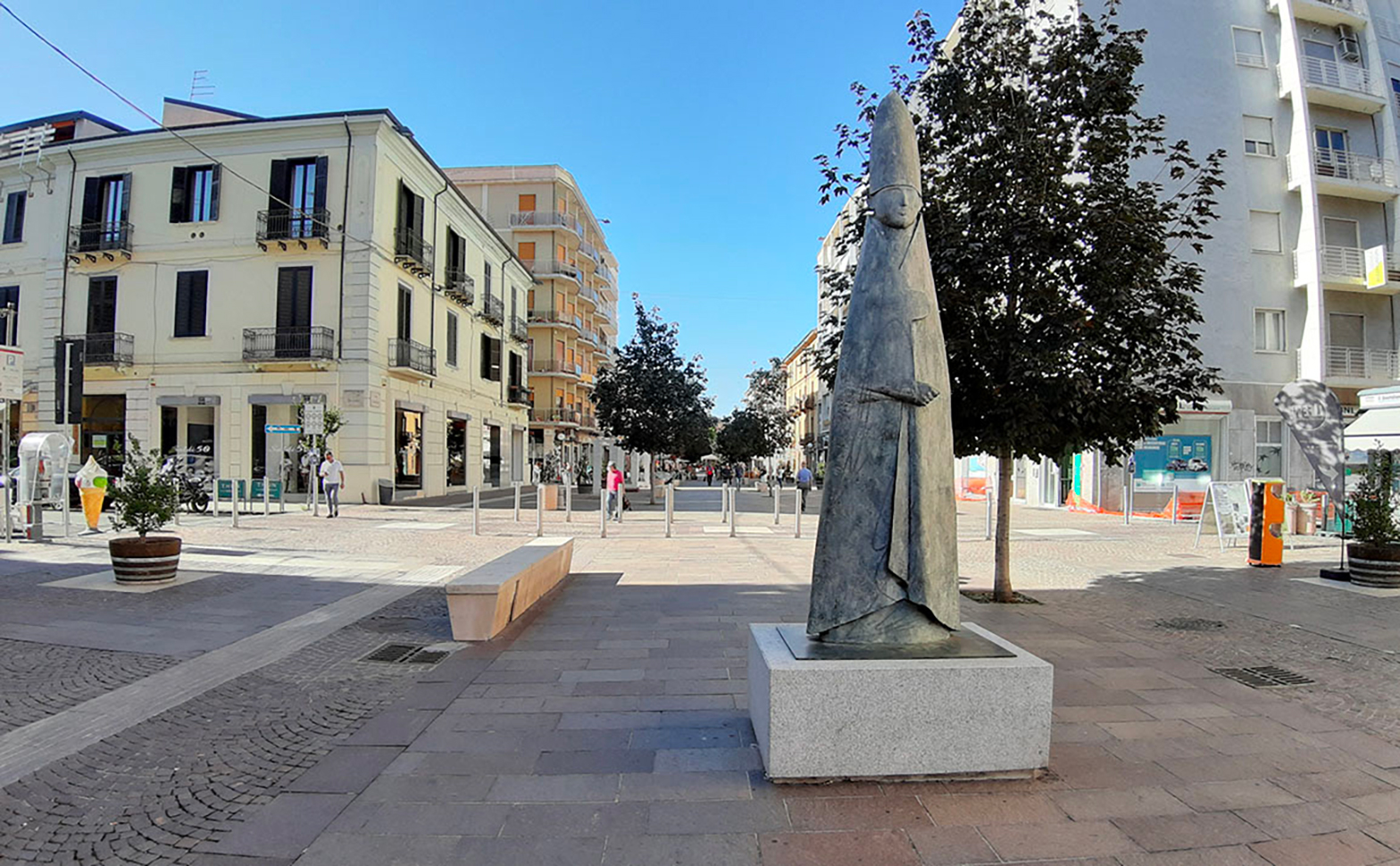 Contemporary art on Corso Mazzini in Cosenza, statue of the cardinal